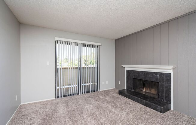 2 beds, 1 bath, 860 sqft, $1,800, Unit 224