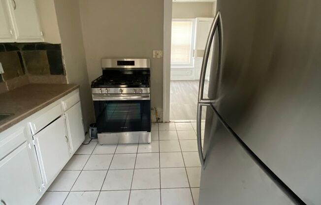 2 beds, 1 bath, 960 sqft, $1,200, Unit 3259 - DN Unit