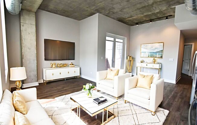 2 beds, 2 baths, 975 sqft, $3,900, Unit 3833-712