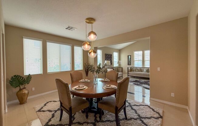 Luxury 6/BD 4.5/BA Large Furnished Home with Dual Primary Suites in Gated Community