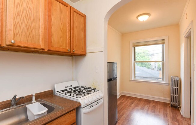 2536 Sawyer