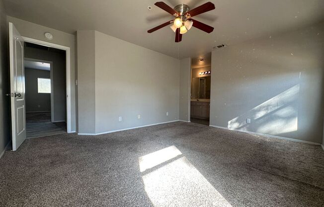 2 beds, 2.5 baths, $1,875, Unit Unit 113