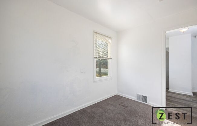 3 beds, 1 bath, $1,200