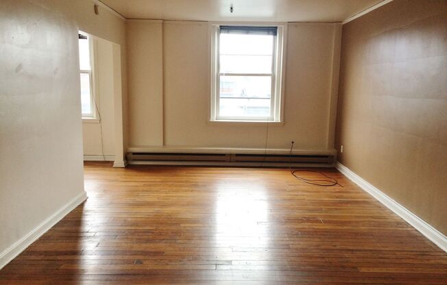 Studio, 1 bath, $1,025, Unit E