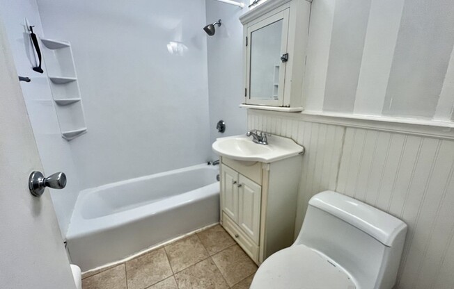205 INDEPENDENCE AVE