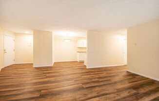 2 beds, 1 bath, 756 sqft, $1,480, Unit 822-301