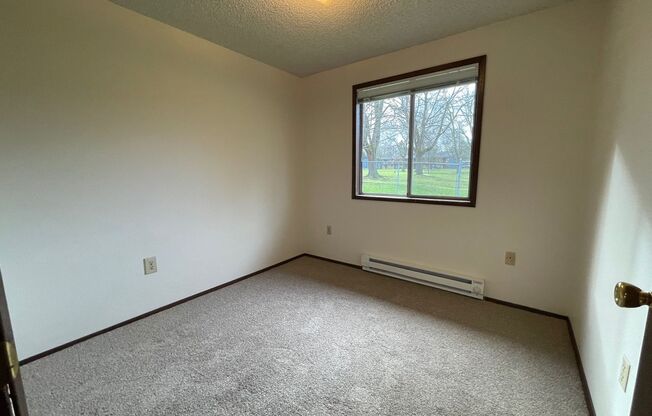 3 beds, 1 bath, $1,995