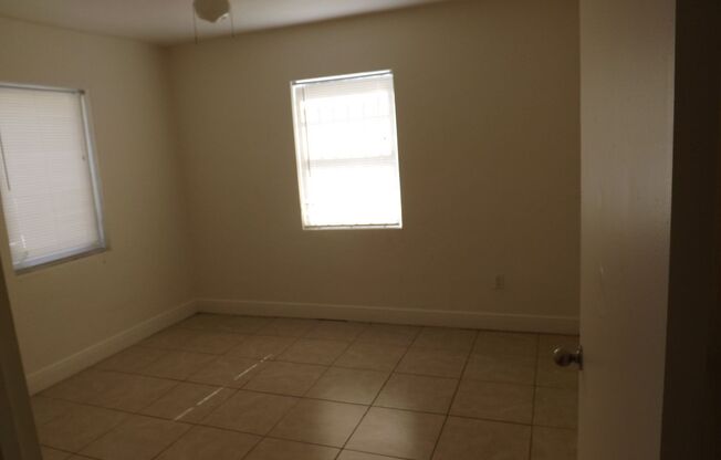 1 bed, 1 bath, 500 sqft, $1,700