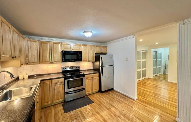 95 MAPLE ST