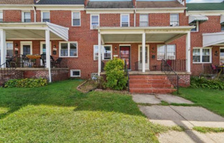 1217 W 37 ST