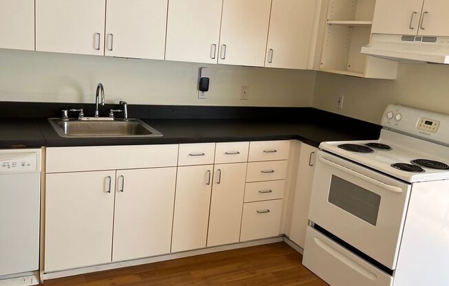 1 bed, 1 bath, 631 sqft, $1,995, Unit 1023-301