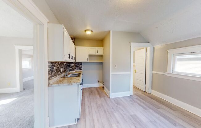 1 bed, 1 bath, 720 sqft, $700