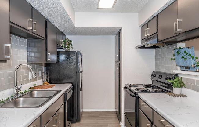 Home - The Range Apartments - Fort Worth, TX