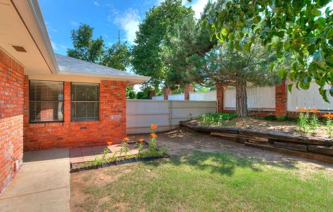 3-bed 2-bath Townhouse Available in NW Norman!