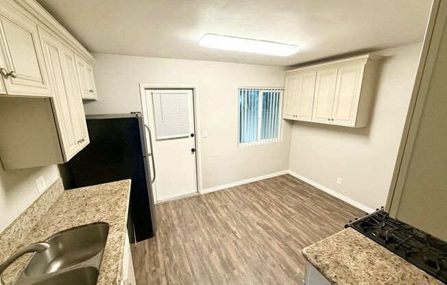 2 beds, 1 bath, 750 sqft, $2,195, Unit 1114