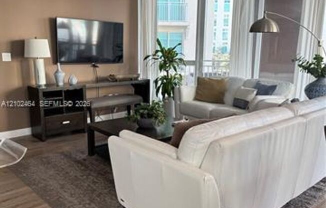 3 beds, 3 baths, $4,500, Unit # 301