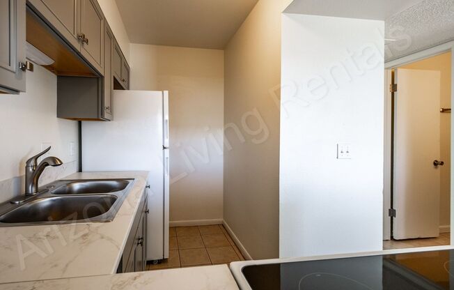 1 bed, 1 bath, 607 sqft, $850, Unit D