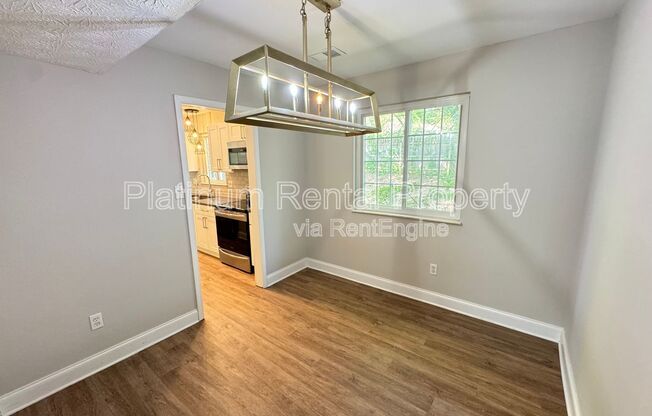 4 beds, 3 baths, 1,560 sqft, $2,300