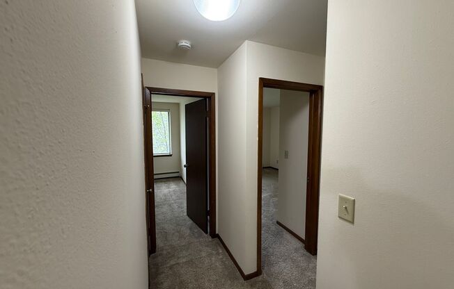 Oakland Manor