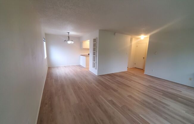 Spacious 1 bed/1bath.  Heat included in rent!  Off Street parking included.
