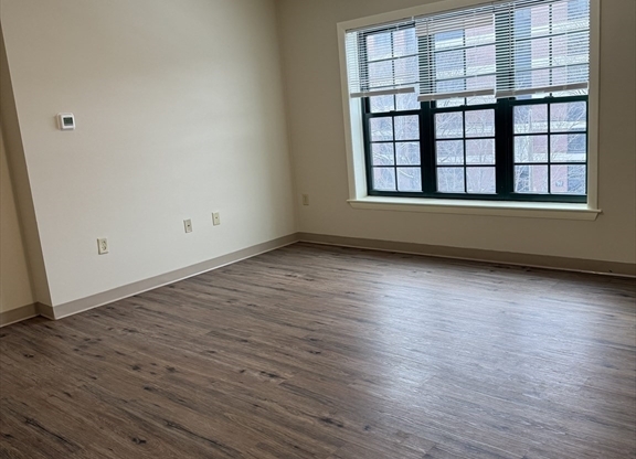 2 beds, 2 baths, 928 sqft, $2,895, Unit 103