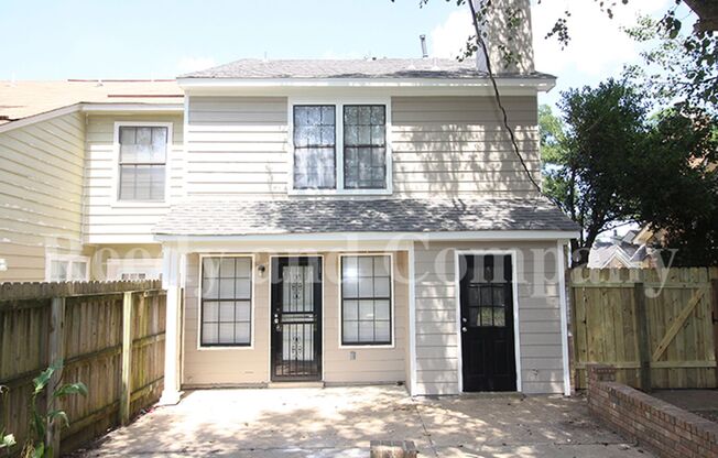 Welcome to 5875 Jardin P!