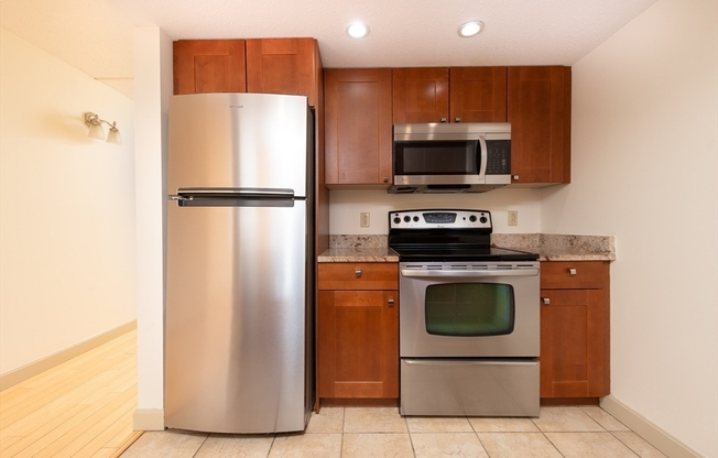 2 beds, 1 bath, 854 sqft, $3,600, Unit 4-G