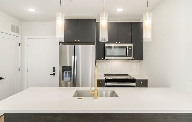 1 bed, 1 bath, 650 sqft, $1,775, Unit 405