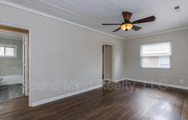 575 ROSE LN