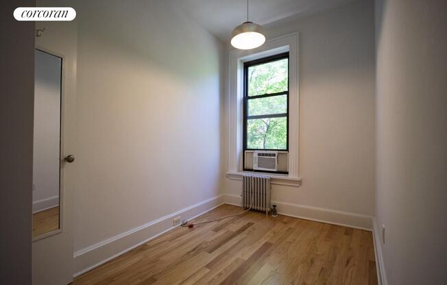 154 NOBLE ST