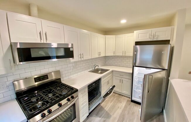 1 bed, 1 bath, 500 sqft, $2,199, Unit 52