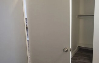 1 bed, 1 bath, 600 sqft, $2,000