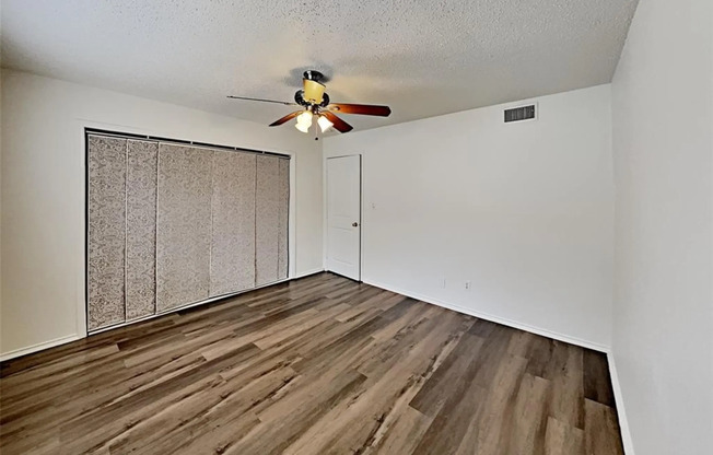 13215 Emily Road