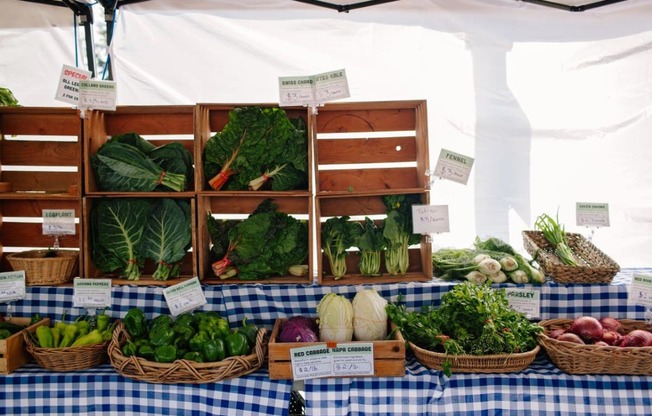 Springwater Crossing farmers market