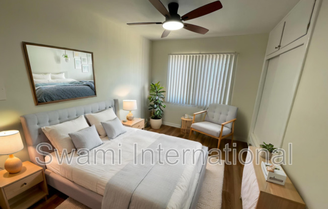 1102 W 92 ST
