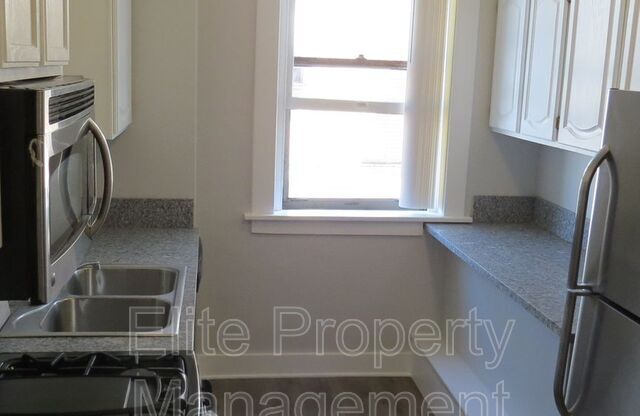 111 W 11th St #1