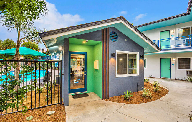 The Island Apartments exterior courtyard building