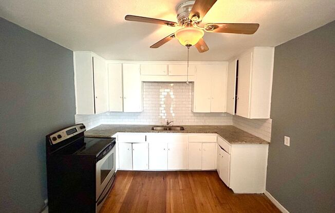 3 beds, 1 bath, 1,440 sqft, $999, Unit Unit 1