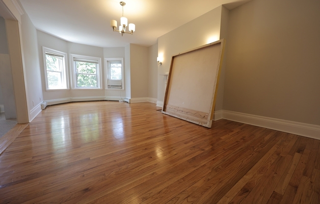 318 TAPPAN ST