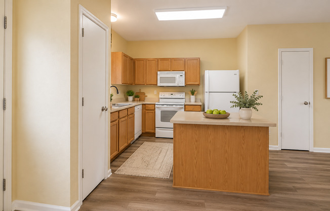 Spectacular 2 bedroom Townhome with Easy Access to Fort Carson, Peterson, and Schriever!