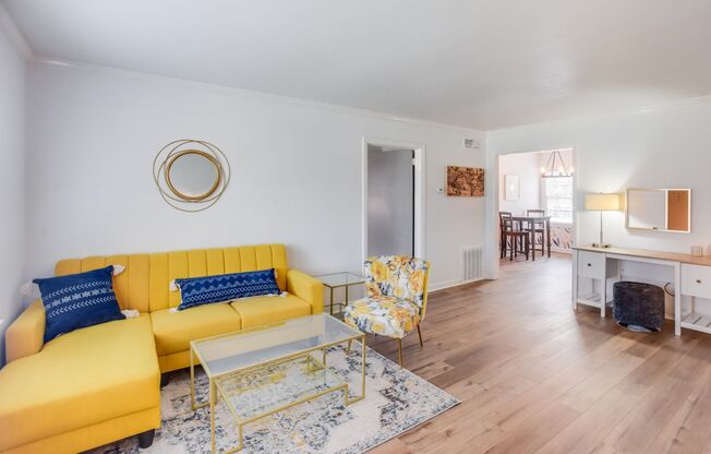 Charming Apt near Savannah's Historic District! Unit 2