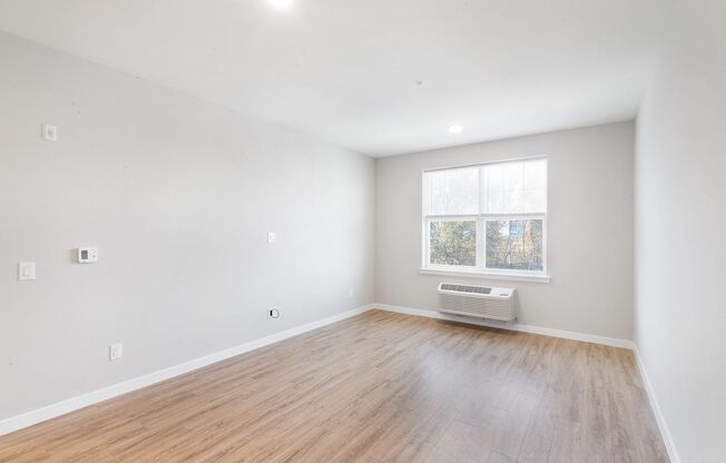1 bed, 1 bath, 822 sqft, $2,040, Unit 4403
