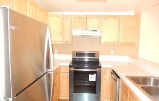 2 beds, 2 baths, $2,495, Unit # 11