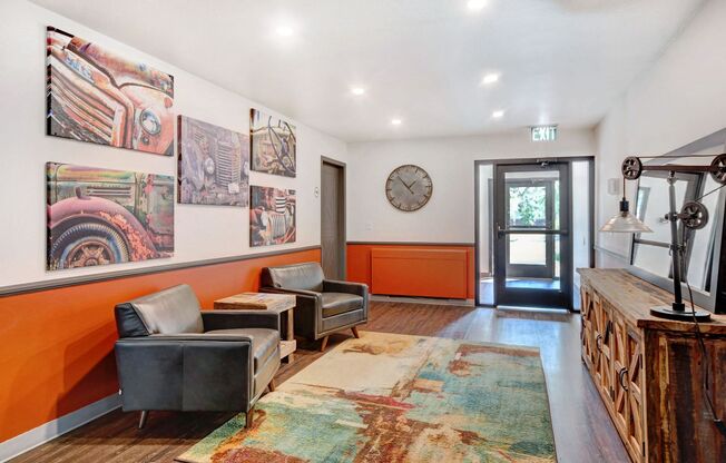 2 WEEKS FREE!!! Unbelievable Top Floor 2 Bed/2 Bath Apt Remodel w/ Fitness, Rec Area, Laundry
