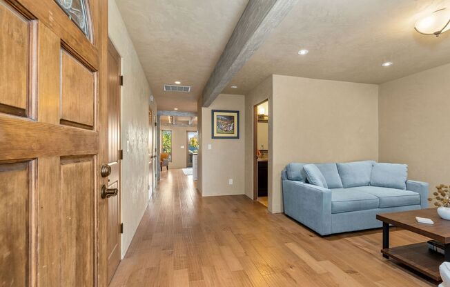 GORGEOUS 2 Bed 2 Bath Townhouse in the heart of Yountville