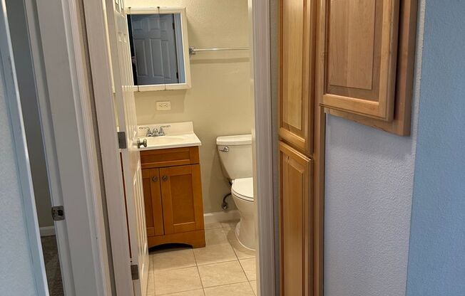 2 beds, 1 bath, $1,250