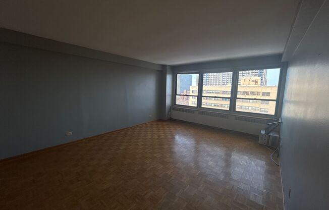 1 bed, 1 bath, 700 sqft, $1,750, Unit 418-1209