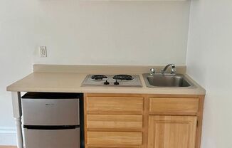 Studio, 1 bath, $2,245, Unit 7a