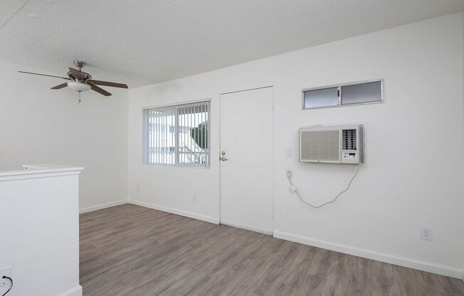 1 bed, 1 bath, $1,895, Unit 25