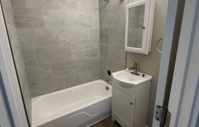 1 bed, 1 bath, 415 sqft, $1,395, Unit 47